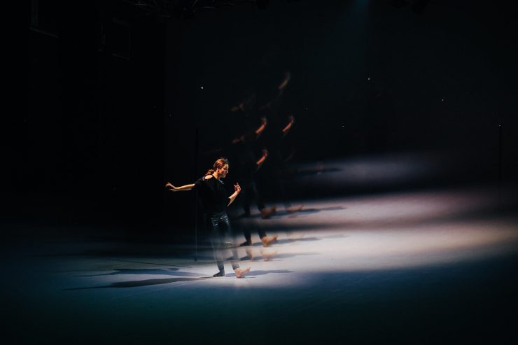Divadlo Štúdio tanca: BESI (foto V. Veverka)