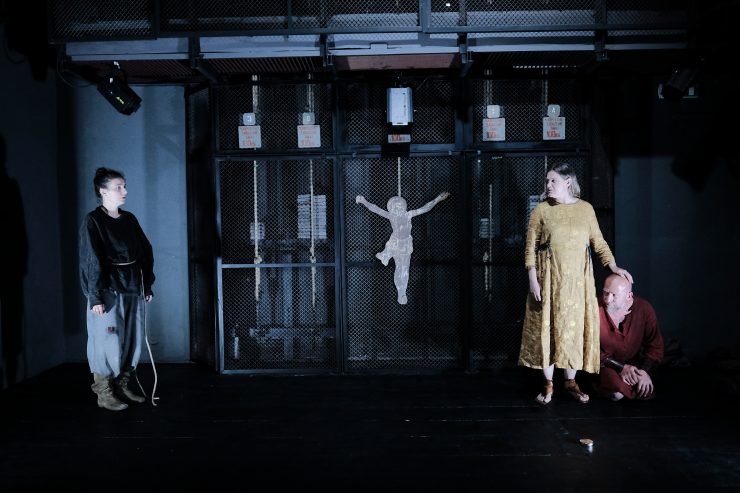 Nové divadlo Nitra: Druhá smrť Jany z Arcu (foto Martin Geišberg)